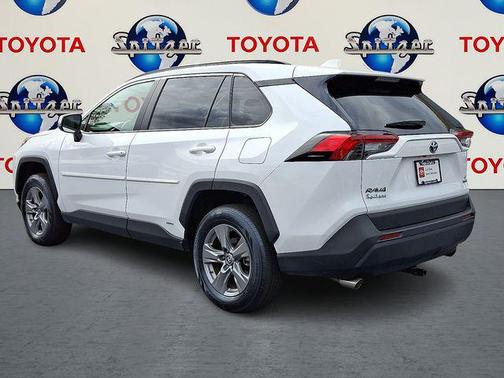 2024 Toyota RAV4 Hybrid LE