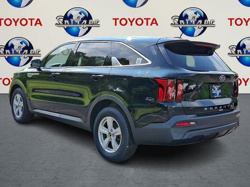 2021 Kia Sorento LX