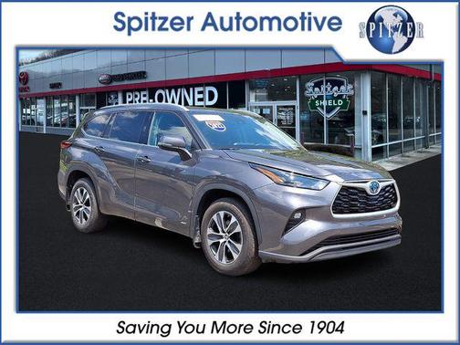 2022 Toyota Highlander Hybrid XLE