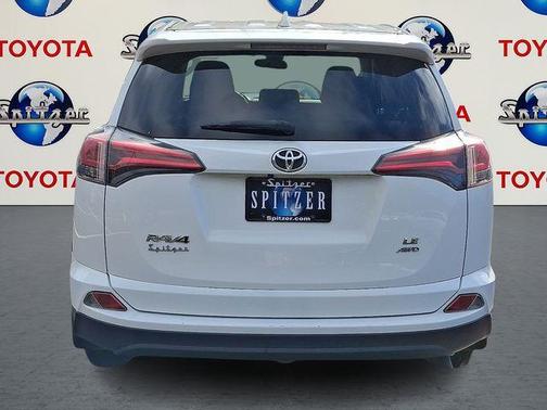 2018 Toyota RAV4 LE