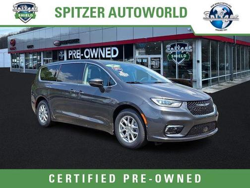 2023 Chrysler Pacifica Touring-L