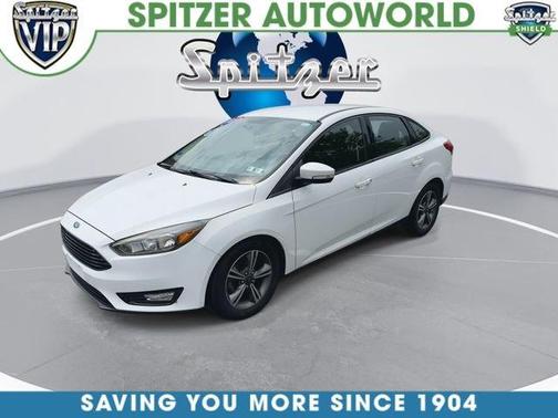Oxford White 2017 Ford Focus SE