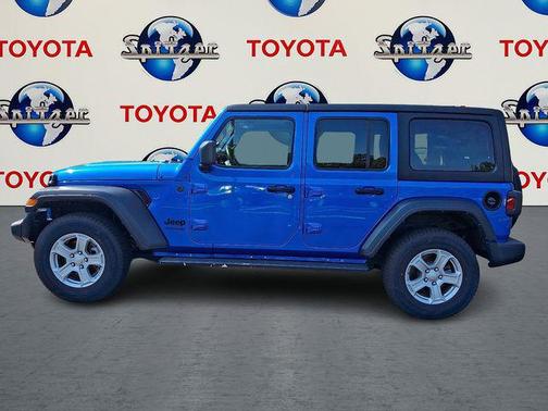 2022 Jeep Wrangler Unlimited Sport