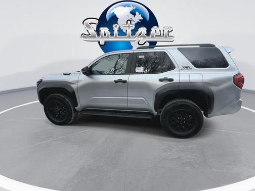 2025 Toyota 4Runner Hybrid TRD Off Road