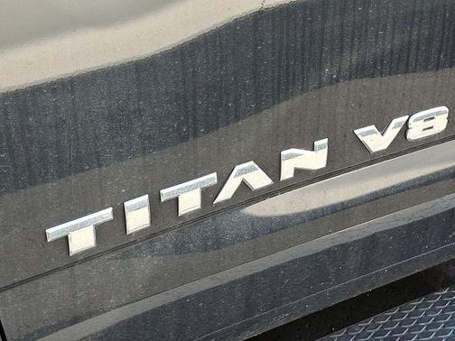 2019 Nissan Titan SV