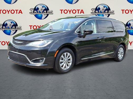 2019 Chrysler Pacifica Touring-L