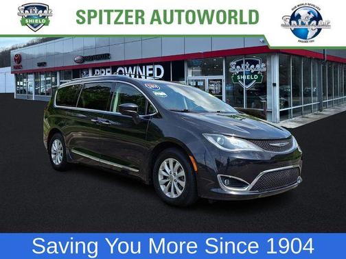 2019 Chrysler Pacifica Touring-L