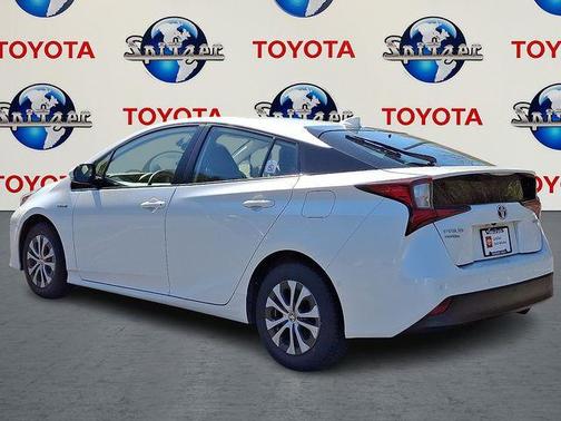 2019 Toyota Prius LE