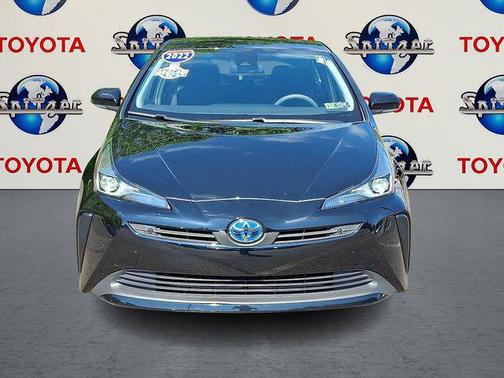 2022 Toyota Prius LE