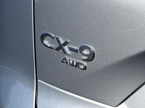 2022 Mazda CX-9 Touring Plus