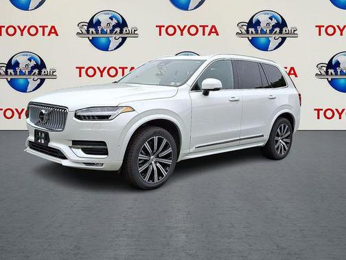 2024 Volvo XC90 B5 Plus Bright Theme