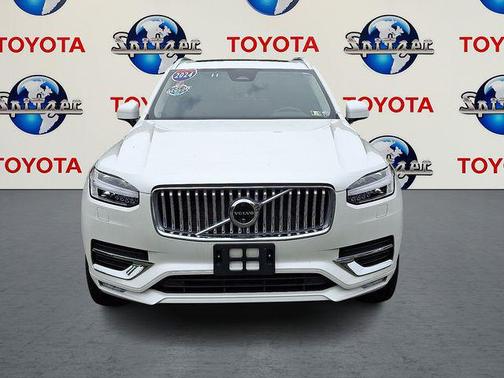 2024 Volvo XC90 B5 Plus Bright Theme