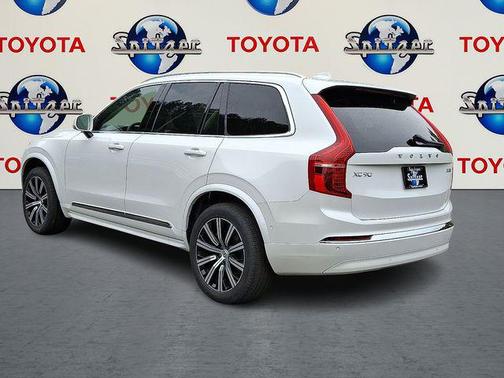 2024 Volvo XC90 B5 Plus Bright Theme