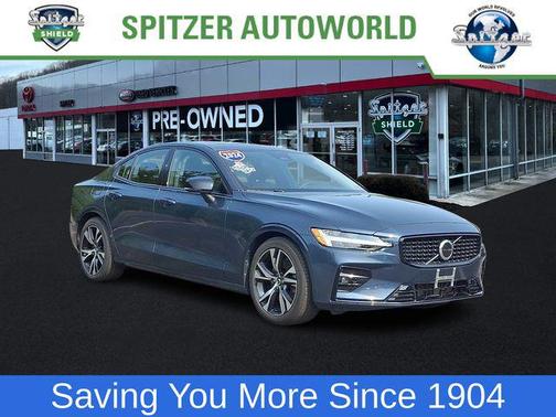 2024 Volvo S60 B5 Core Dark Theme