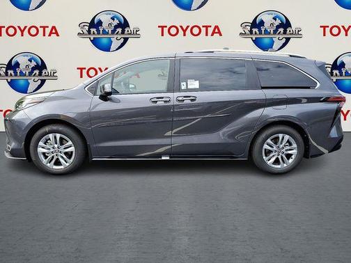 2025 Toyota Sienna Limited