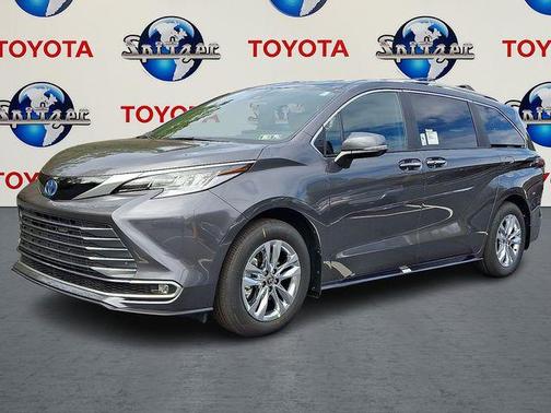2025 Toyota Sienna Limited
