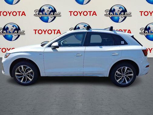 2023 Audi Q5 45 S line Premium Plus