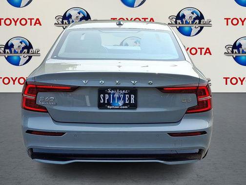 2025 Volvo S60 B5 Core