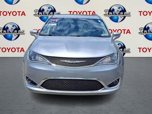 2018 Chrysler Pacifica Touring-L
