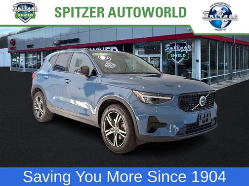 2024 Volvo XC40 B5 Core