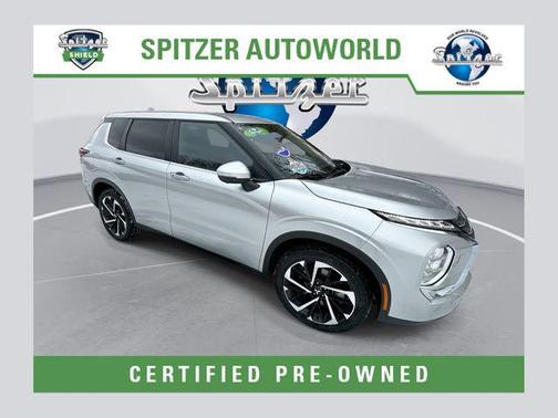 2024 Mitsubishi Outlander SE