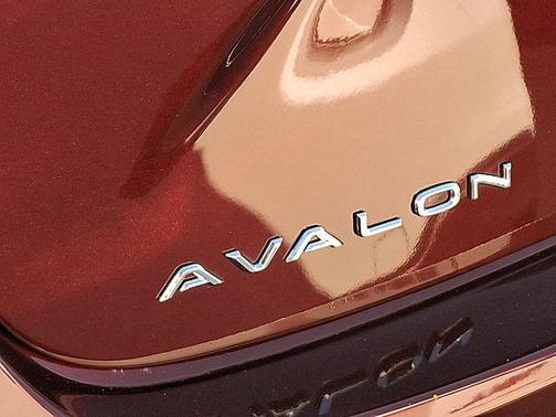 2016 Toyota Avalon Touring