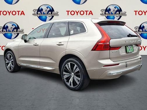 2023 Volvo XC60 B5 Plus Bright Theme