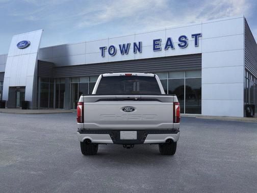 Iconic Silver Metallic 2026 Ford F-150 Lariat