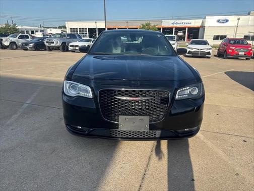 2023 Chrysler 300 S