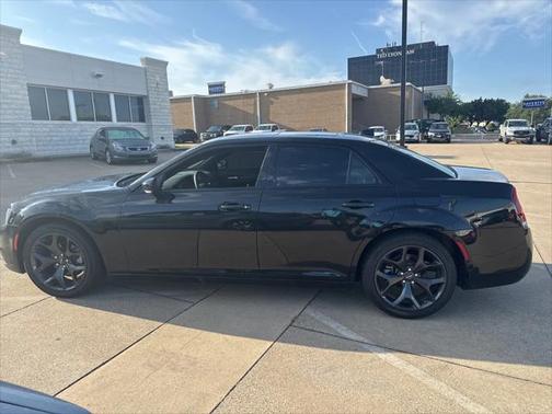 2023 Chrysler 300 S