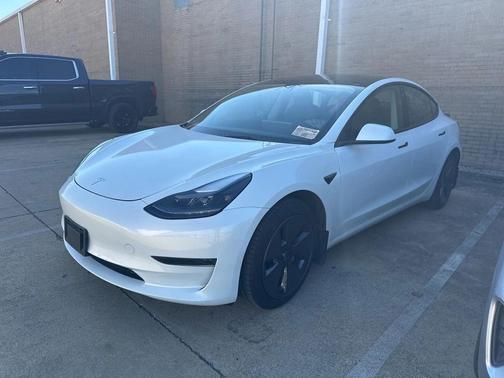 2023 Tesla Model 3 Standard Range