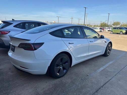 2023 Tesla Model 3 Standard Range