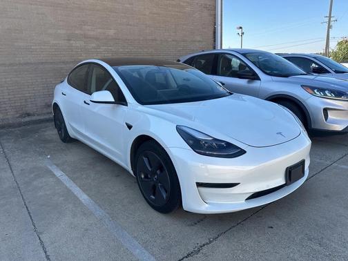 2023 Tesla Model 3 Standard Range