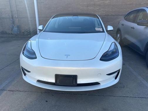 2023 Tesla Model 3 Standard Range
