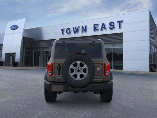 Marsh Gray 2026 Ford Bronco Big Bend