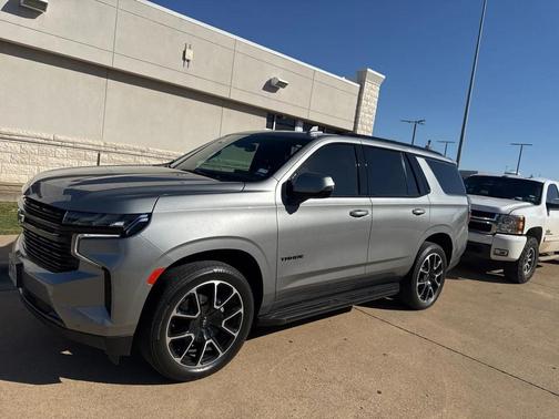 2023 Chevrolet Tahoe 4WD RST