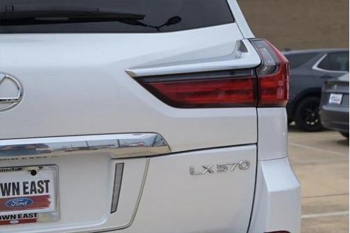 2019 Lexus LX 570 Base