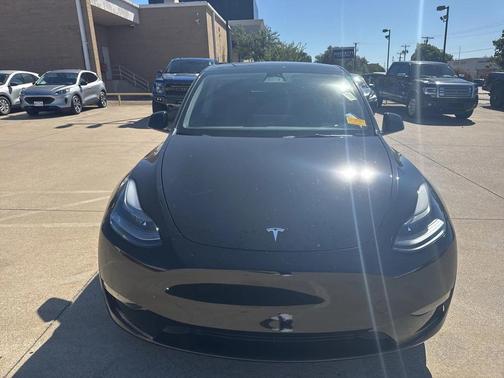 2023 Tesla Model Y Long Range Dual Motor All-Wheel Drive