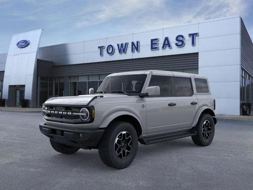 Avalanche Gray 2026 Ford Bronco Outer Banks