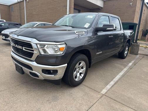 Granite Crystal Metallic Clearcoat 2021 RAM 1500 Big Horn/Lone Star