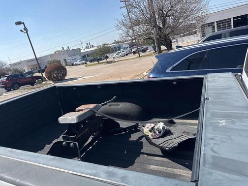 2017 RAM 3500 Laramie Crew Cab 4x4 8' Box