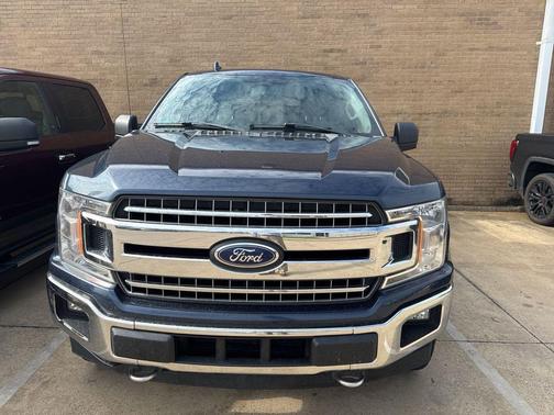 Blue 2018 Ford F-150 XLT