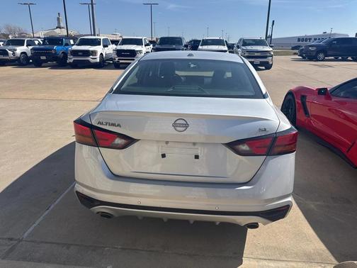 2023 Nissan Altima 2.5 SL