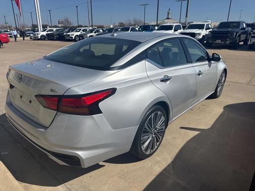2023 Nissan Altima 2.5 SL