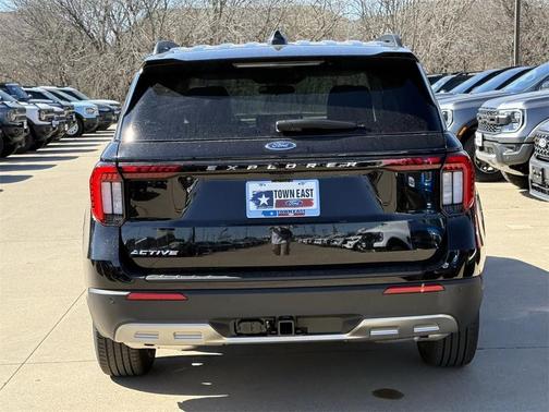 2026 Ford Explorer Active w/200A Pkg