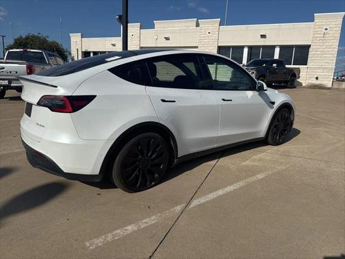 2022 Tesla Model Y Performance Dual Motor All-Wheel Drive