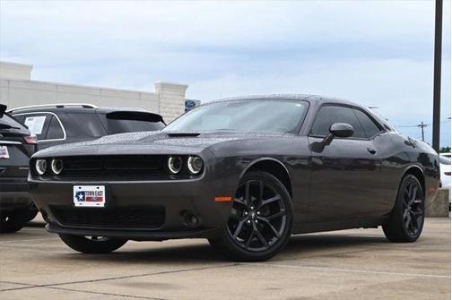 2021 Dodge Challenger SXT