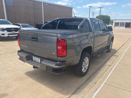 Satin Steel Metallic 2022 Chevrolet Colorado LT