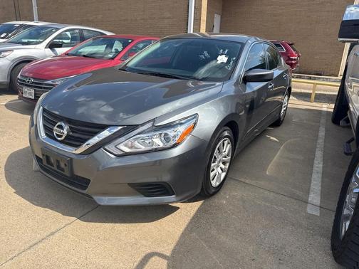 2016 Nissan Altima 2.5 S