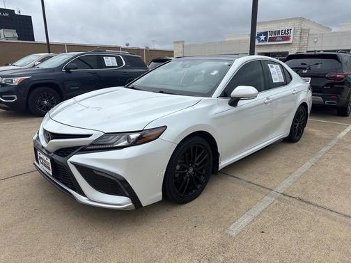 2024 Toyota Camry XSE